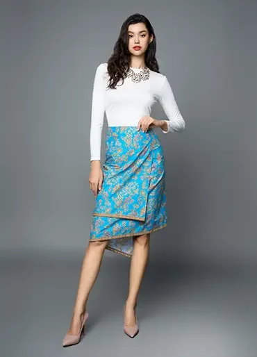 UccelloBluRESIZE-Look14